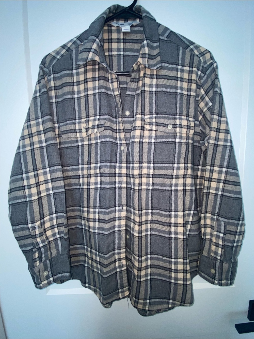 Light Gray & Cream Plaid Flannel Button-Up Boyfriend Shirt